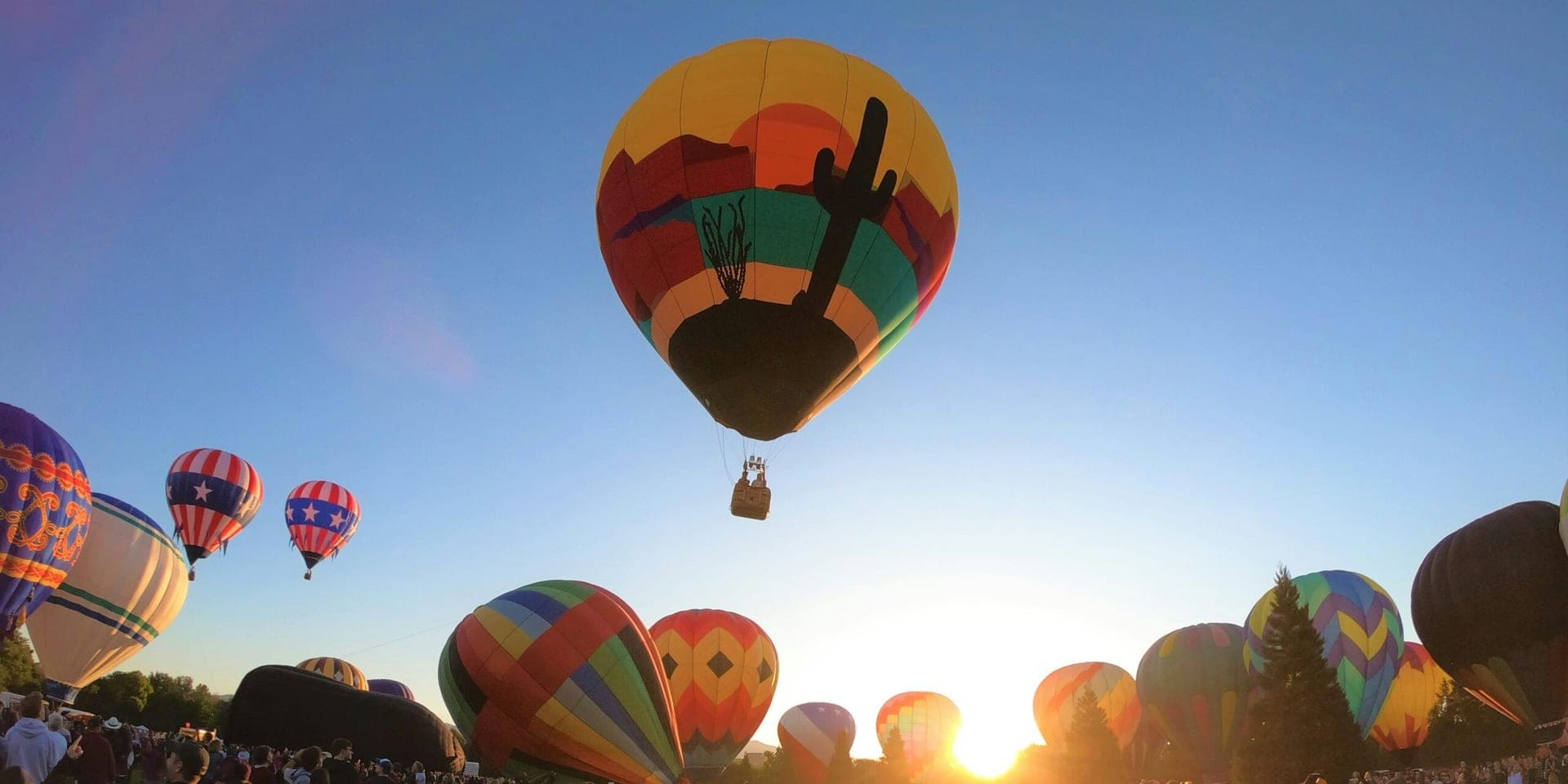 Temecula Welcomes Balloon & Wine Festival with Country Music Extravaganza