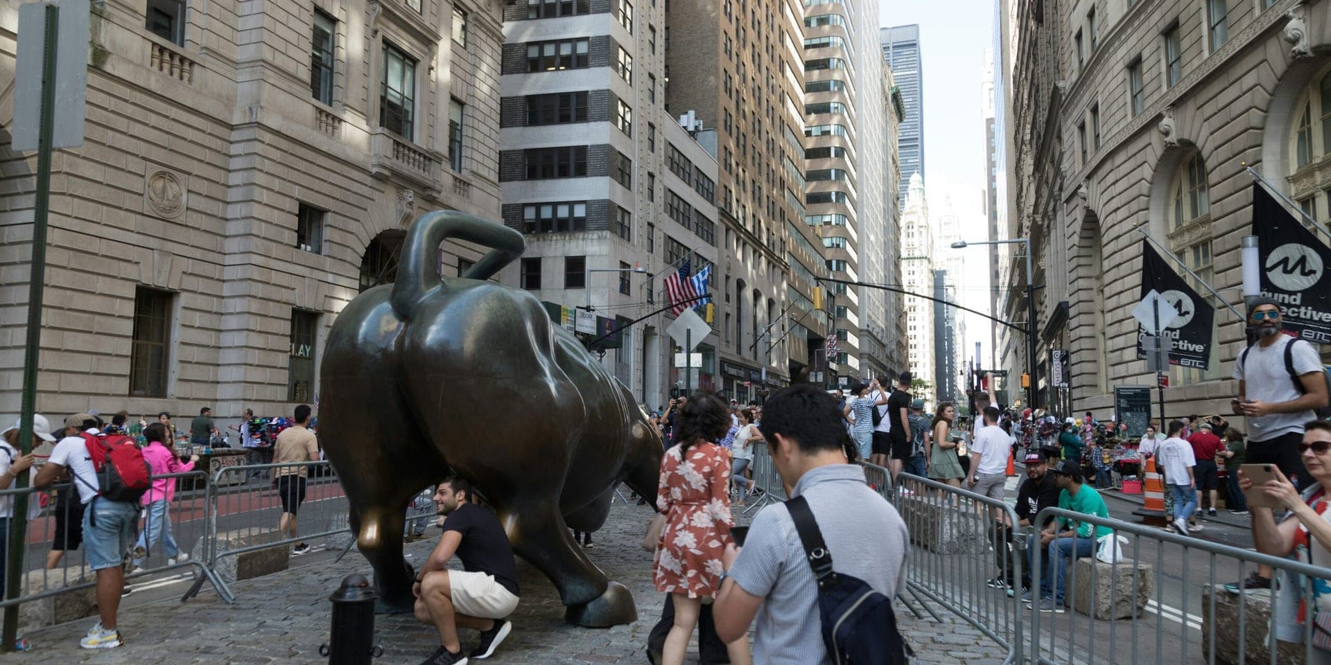 U.S. Stock Market Rebounds Amid Persistent Economic Uncertainty