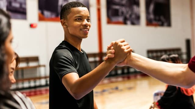 Kentucky Wildcats Extend Scholarship Offer to Five-Star Point Guard Deron Rippey Jr.