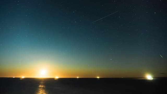 Supermoon and Draconid Meteor Shower Delight Skywatchers