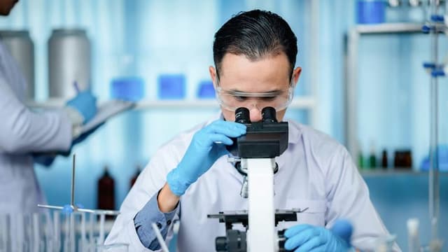 Scientists Discover Early “Big Bang” Event That Determines Bowel Cancer Trajectory