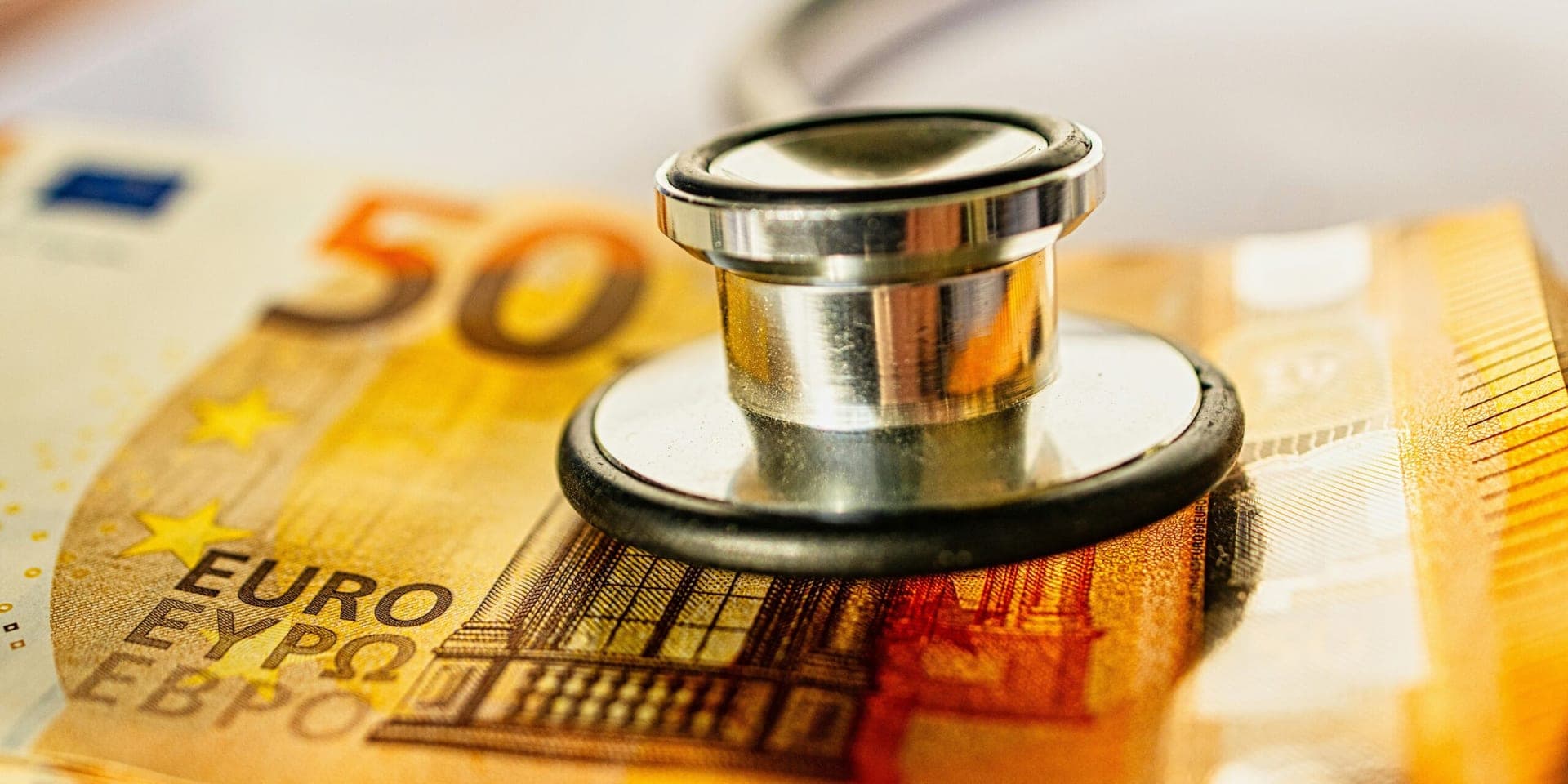 U.S. Dollar Slide Fuels Market Jitters as Economy Awaits Fed Decision — Implications for Health Sector Funding