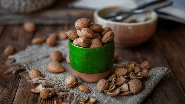 Nighttime Pistachio Consumption Linked to Gut Health Boost in Prediabetes Study